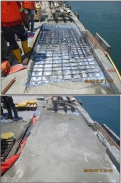 Apply bonding agent Sika Latex. Use SikaMicrocrete 2000 to grouted area. Curing after grout slab area.